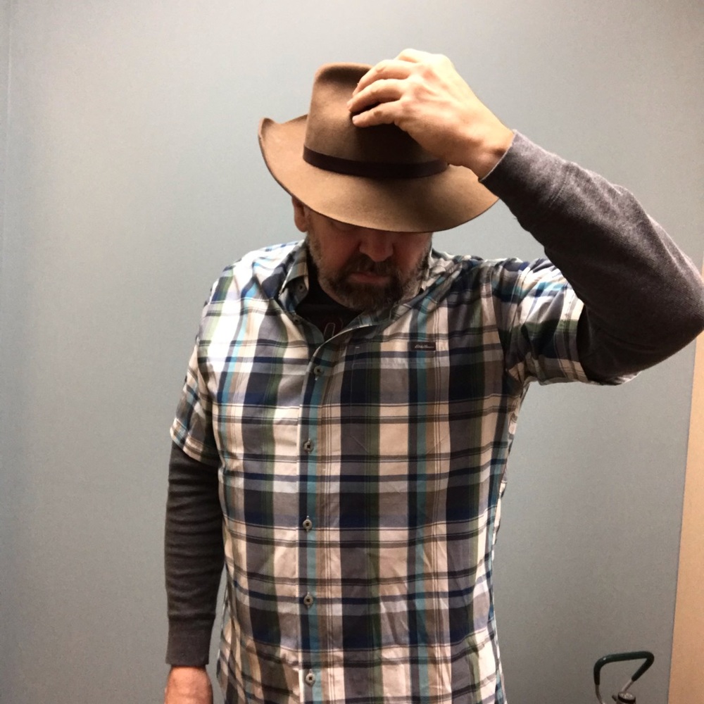 Awesome Eddie Bauer short sleeve shirt
